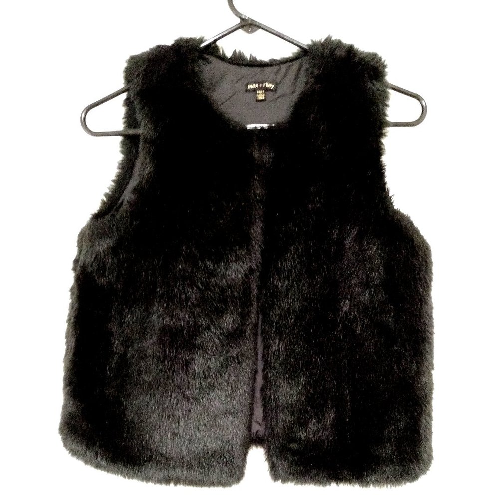Max + Riley Girls Black Fur Vest